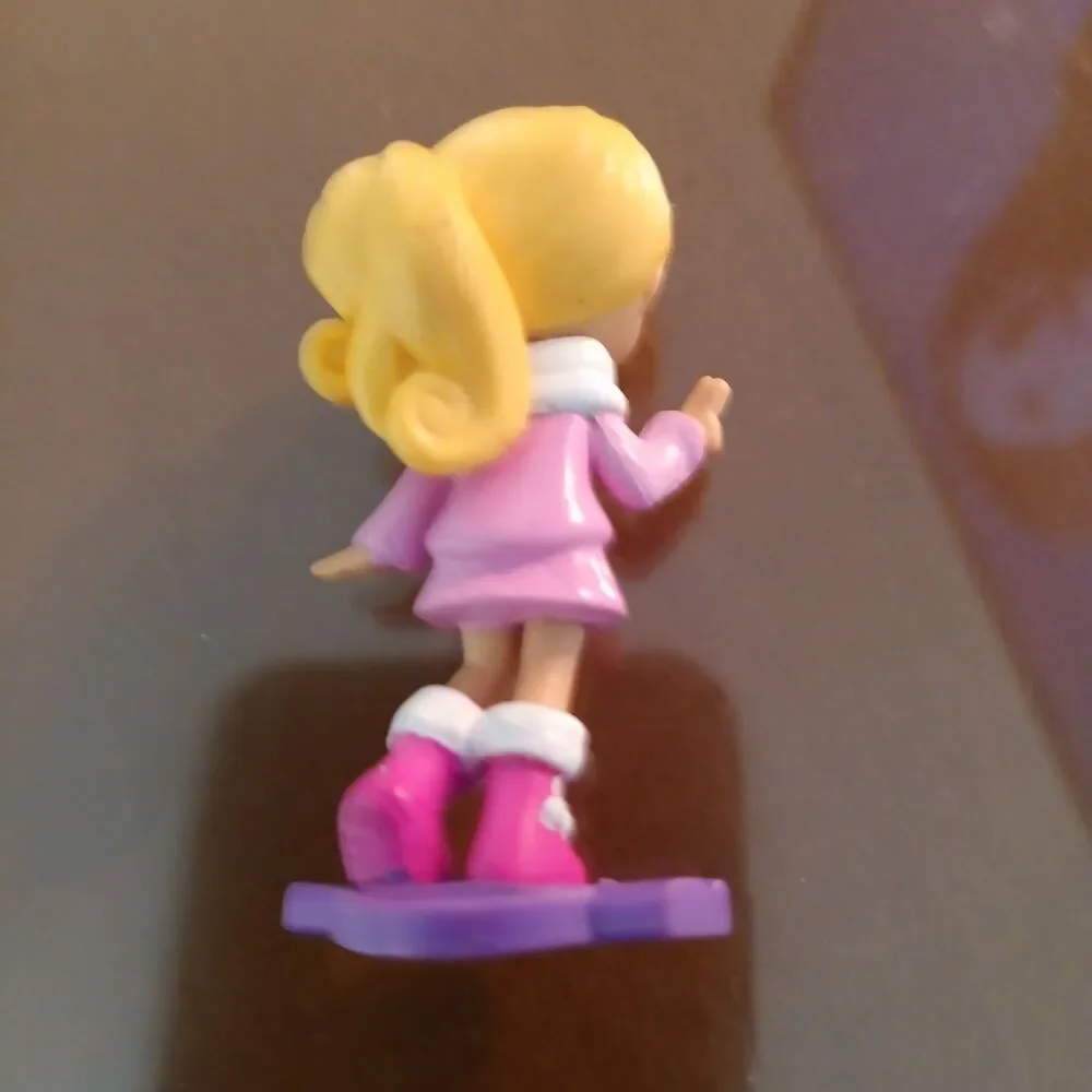 Hayden Party PopTeenies in Winter Outfit with Bunny on It EUC Fast Ship